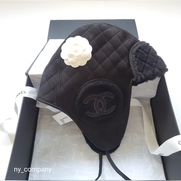 (SALE)Chanel 24fw CC Shearing Trapper Hat Brand New - Picture 3 of 3